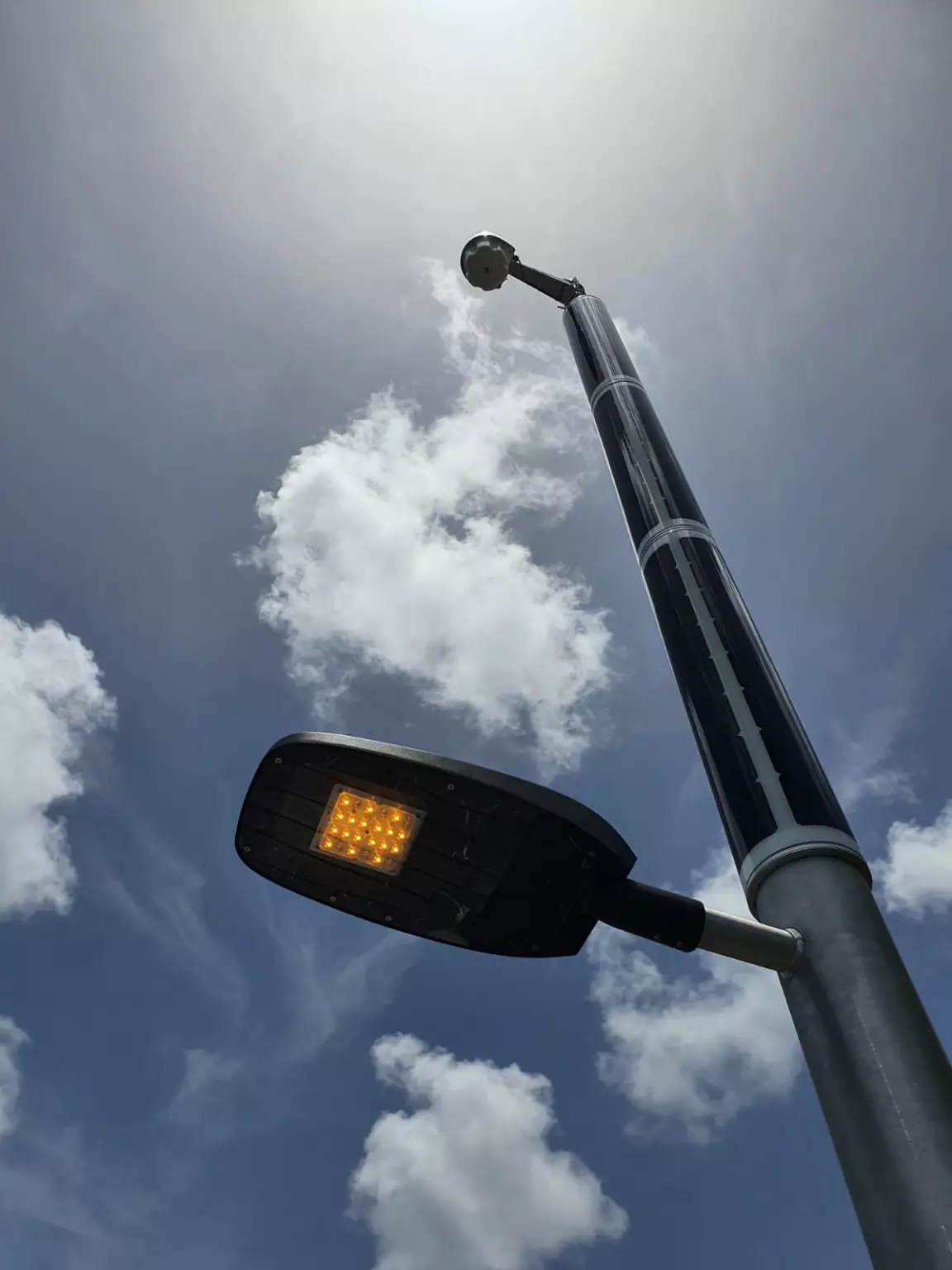 Soluxio solar bat-friendly light with WiFi hotspot