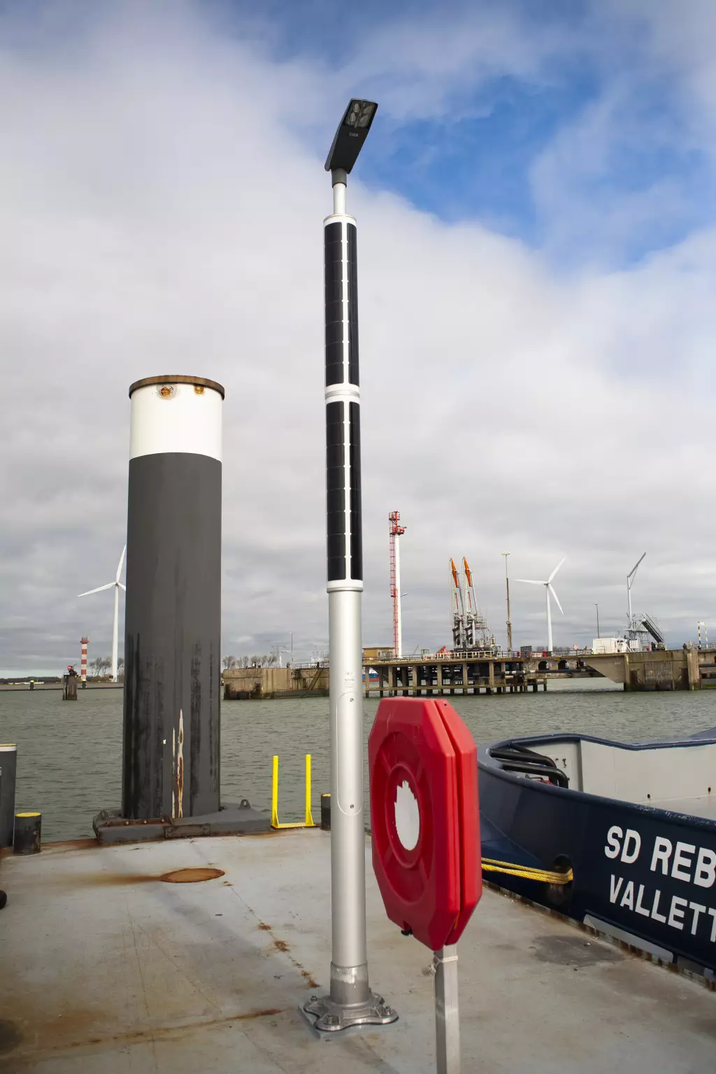 Solar industrial lighting at dock