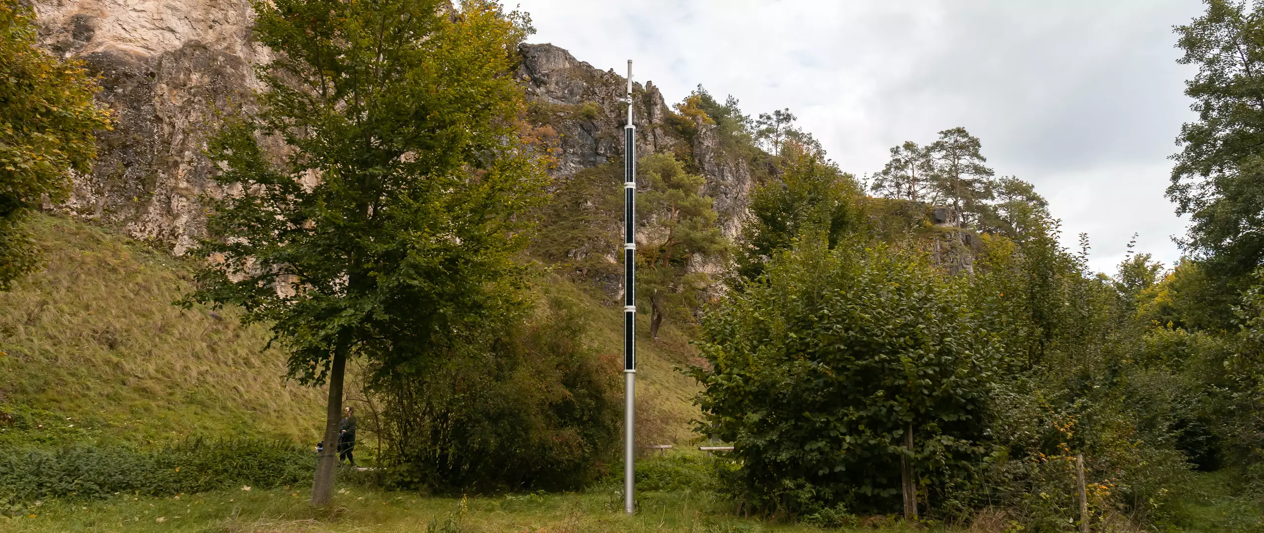 Soluxio Connect solar-powered WiFi pole