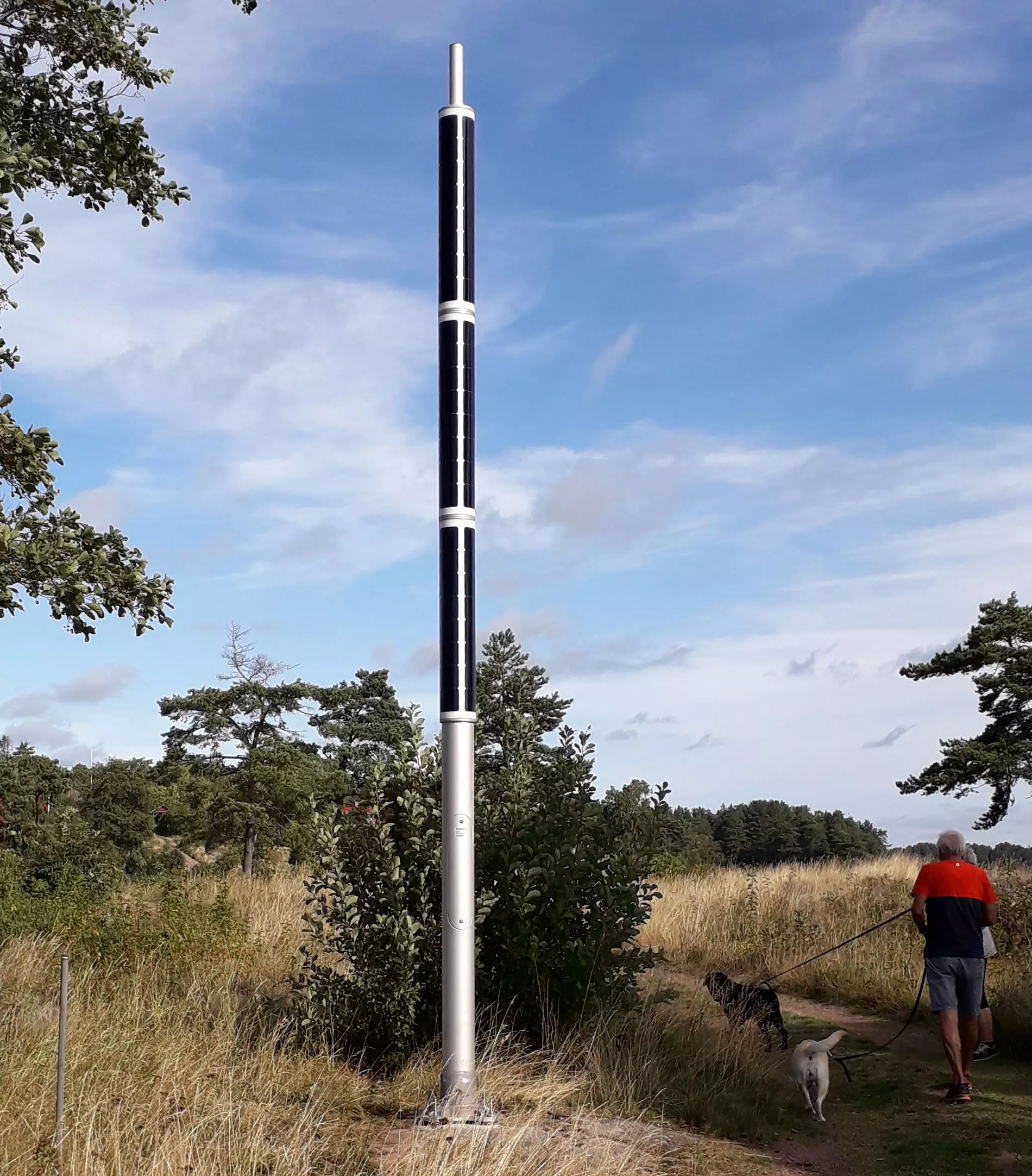 Soluxio Connect solar WiFi pole at nature reserve Soluxio Connect solar WiFi pole at nature reserve