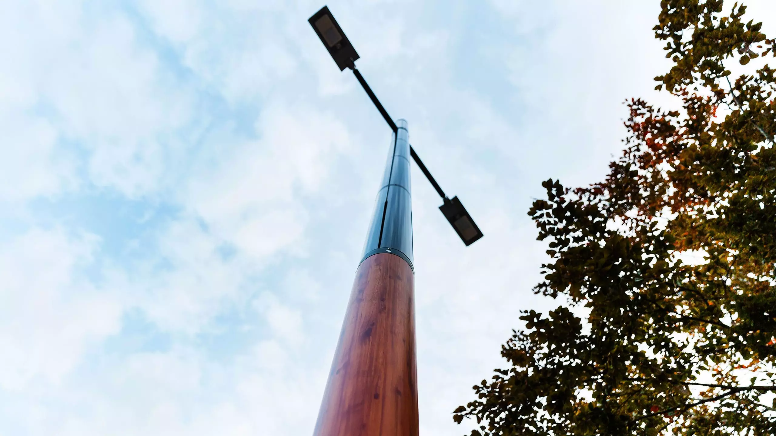 Soluxio smart solar parking lot lighting installed in Tilburg, the Netherlands. 