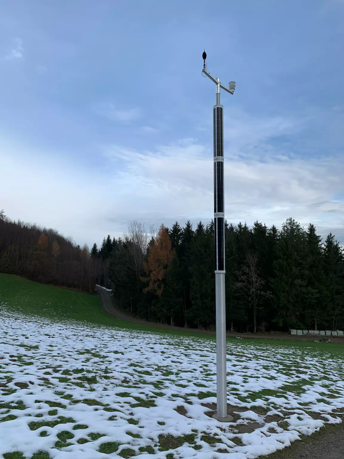 Soluxio with double bracket for sensors Soluxio with double bracket for sensors