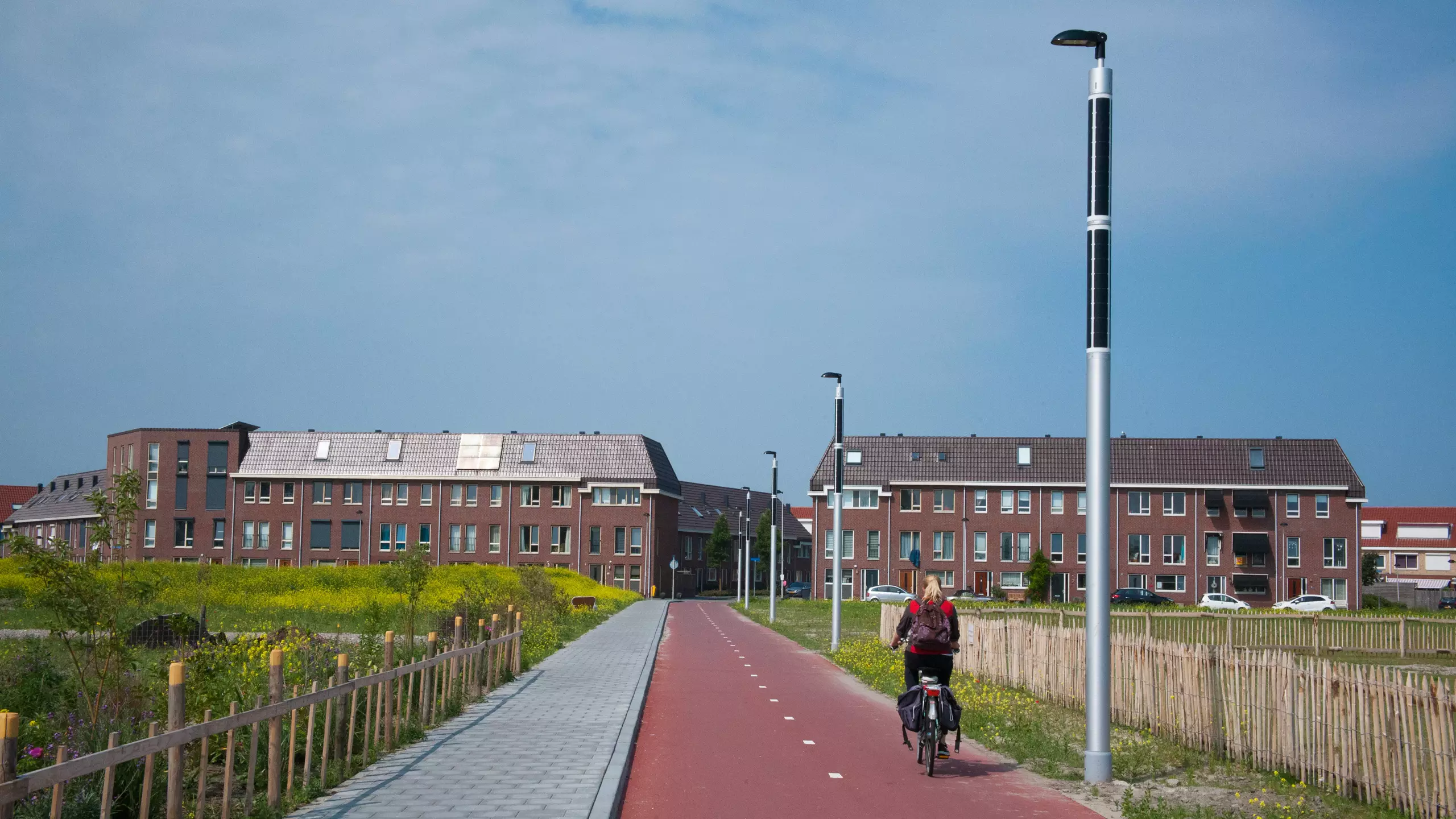 Soluxio solar eco-friendly light pole for circular economy