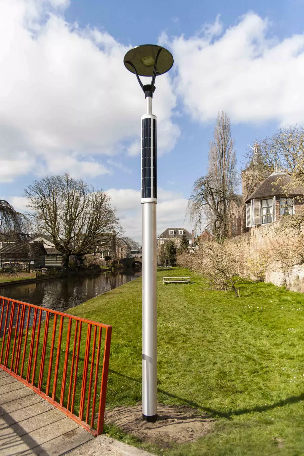 Soluxio solar pathway light at Vianen Soluxio solar light for pathway in the town of Vianen